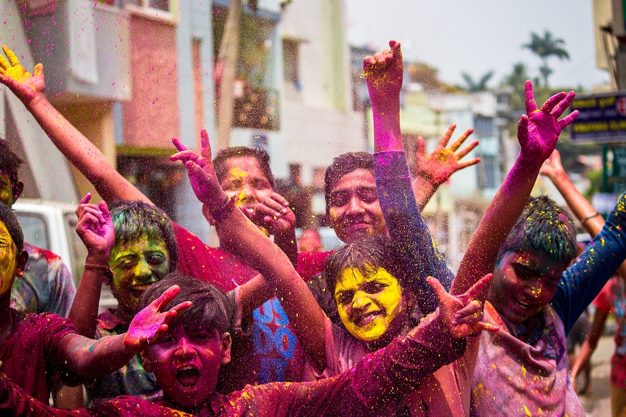 The Ultimate Guide to Indian Festivals: Celebrate Like a Local